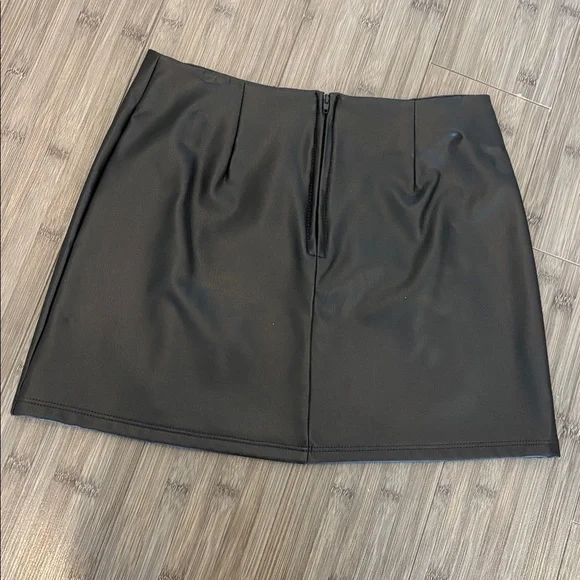 Altar'd State Black Leather mini skirt with slit - Picture 3 of 6